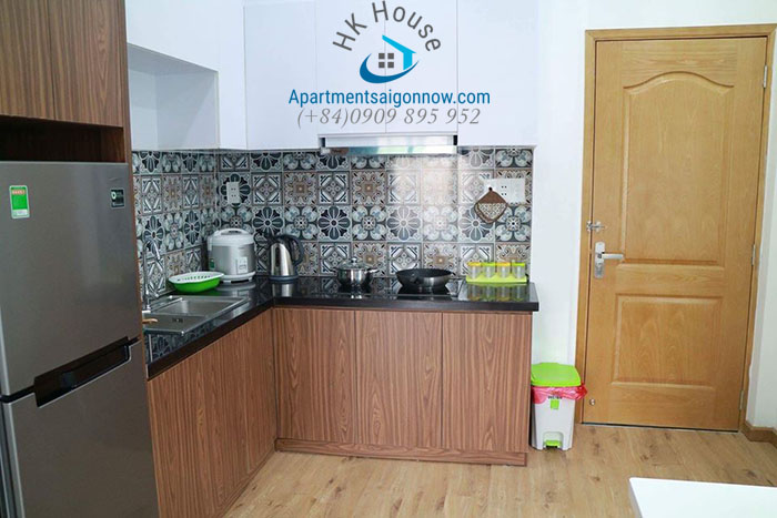 Serviced-apartment-on-Nguyen-Thien-Thuat-street-in-district-3-ID-319-studio-and-balcony-part-5