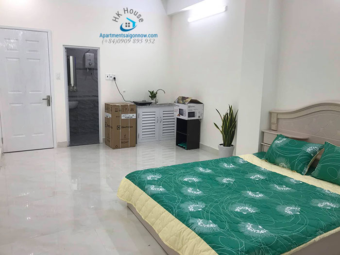 Serviced-apartment-on-Cu-Lao-street-in-Phu-Nhuan-district-ID-549-studio-and-balcony-part-2