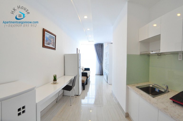Serviced apartment on Nguyen Van Troi street with the big studio ID 130 part 4