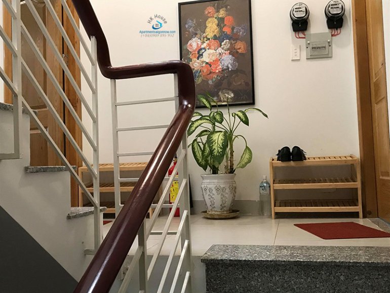 Serviced apartment on Co Giang street in Phu Nhuan district with the behind room ID 483 part 2