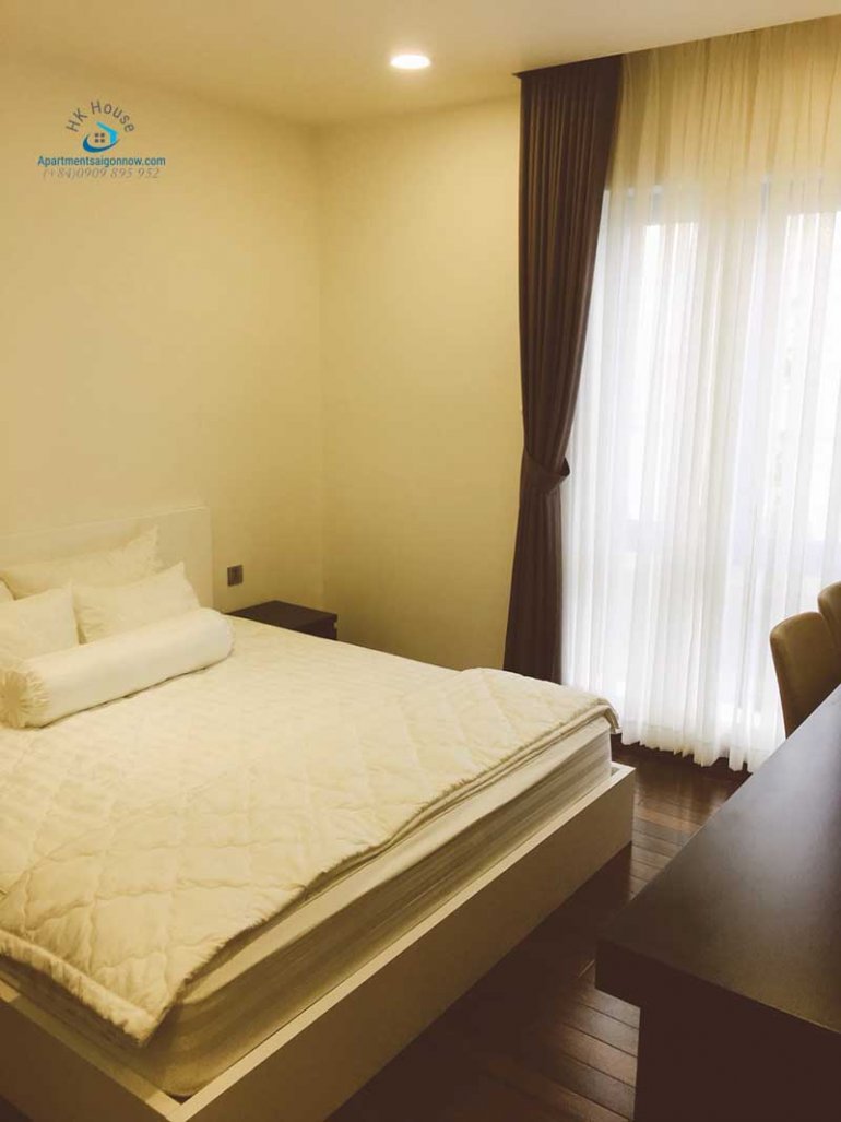 Serviced apartment on Nguyen Van Troi street in Phu Nhuan district with Penthouse ID 338 part 3