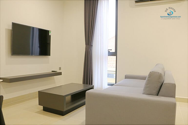 Serviced apartment on Nguyen Van Troi street in Phu Nhuan district unit 402 ID 338 part 2
