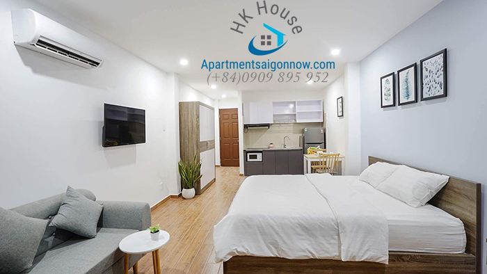 Serviced apartment on Nguyen Thi Minh Khai street in district 3 with studio and balcony ID 394 part 1