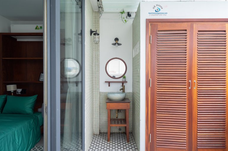 the apartment with the cheap price and the unique design in Binh Thanh district ID680.2 12